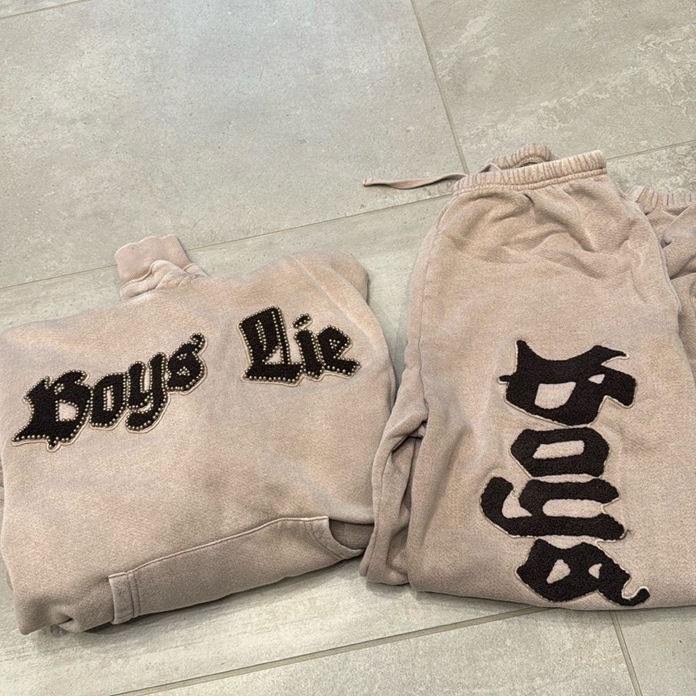 Boys Lie Beige Logo Sweatshirt & Sweatpants Set